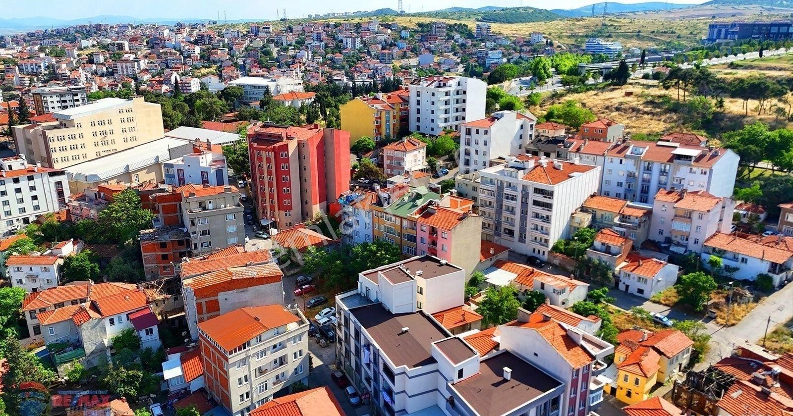 Re/max İnci'den Saat Kulesi Civarı Satılık Dükkan - Görsel 16