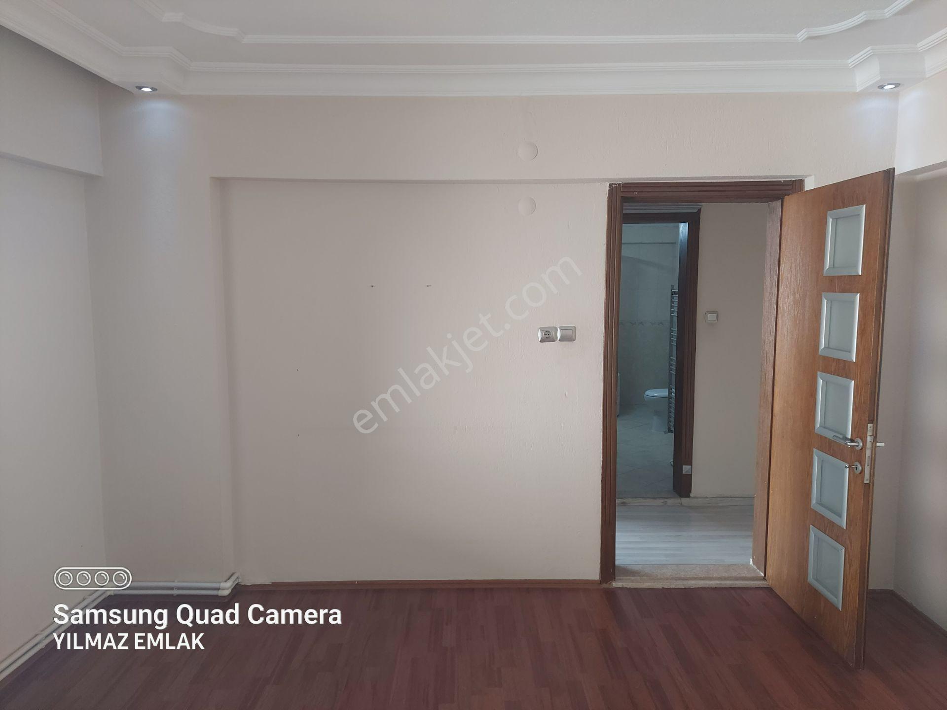 Cumhuriyet Mahallesinde Kiralık Doğalgazlı 3+1 Daire - Görsel 12