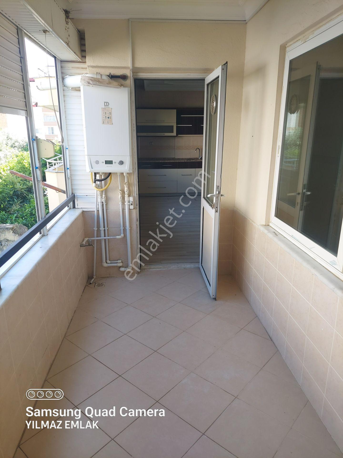 Cumhuriyet Mahallesinde Kiralık Doğalgazlı 3+1 Daire - Görsel 5