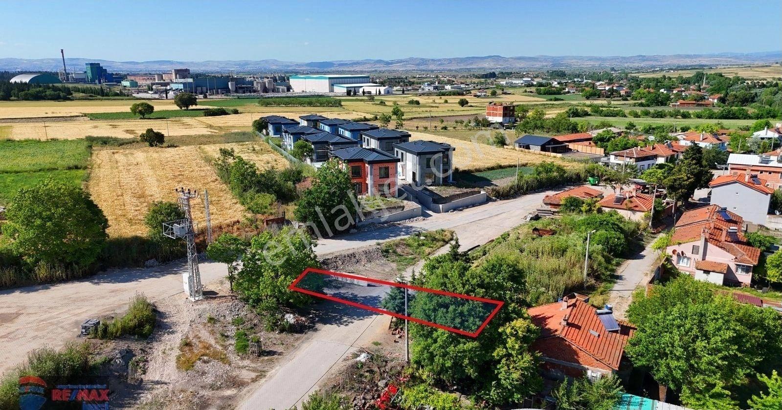 Re/max İnci'den Paşaköy Mah. Satılık 265 M2 İmarlı Arsa - Görsel 31