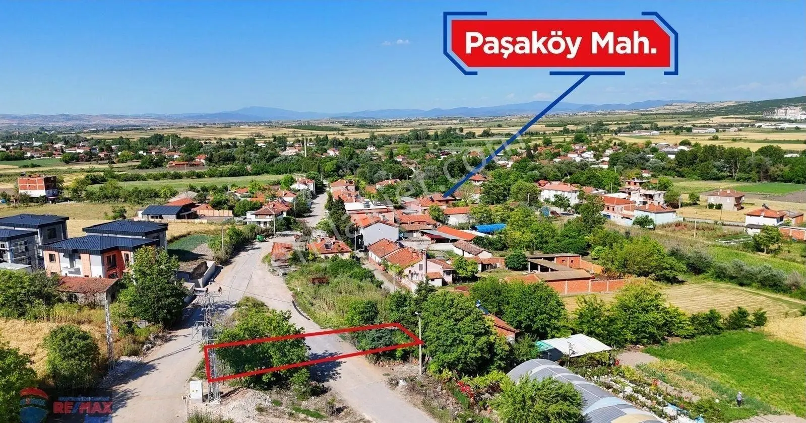 Re/max İnci'den Paşaköy Mah. Satılık 265 M2 İmarlı Arsa
