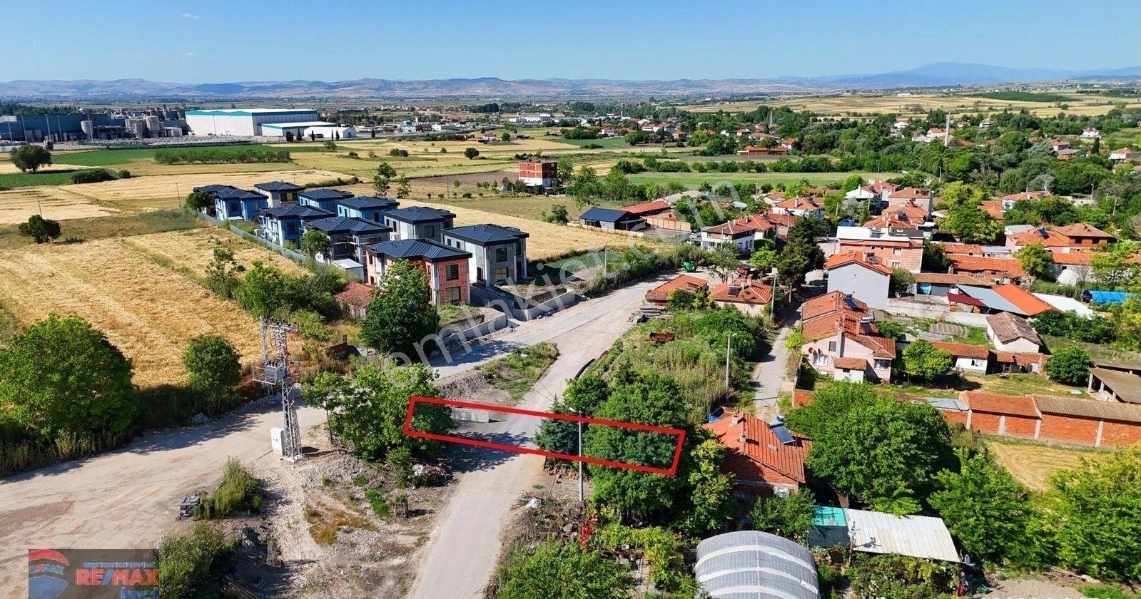 Re/max İnci'den Paşaköy Mah. Satılık 265 M2 İmarlı Arsa - Görsel 16