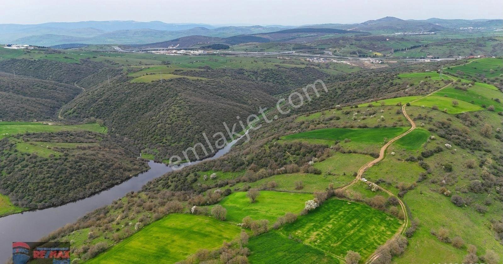 Re/max İnci'den Altıeylül Dereköy'de Satılık 3.586m² Tarla - Görsel 6