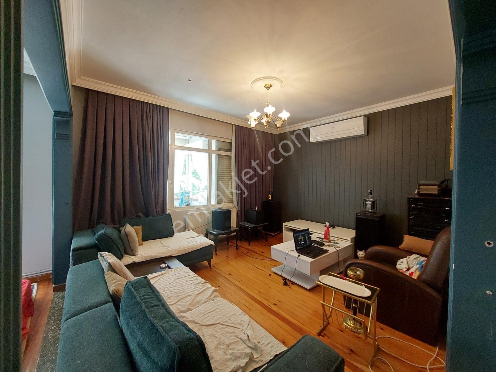 Karşıyaka Latife Hnm Köşkü Karşısı Eşyalı Kiralık Daire Kanıt Em - Görsel 6