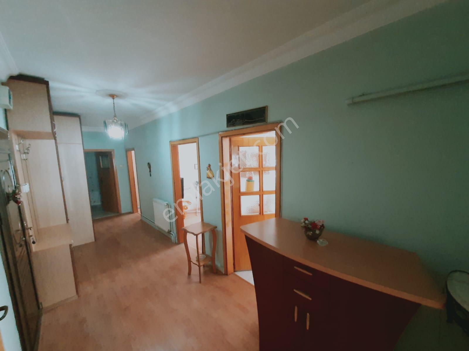 Demiröz'den Merkez'de Eşyalıarakat 3+1 Kiralık Daire !! - Görsel 13