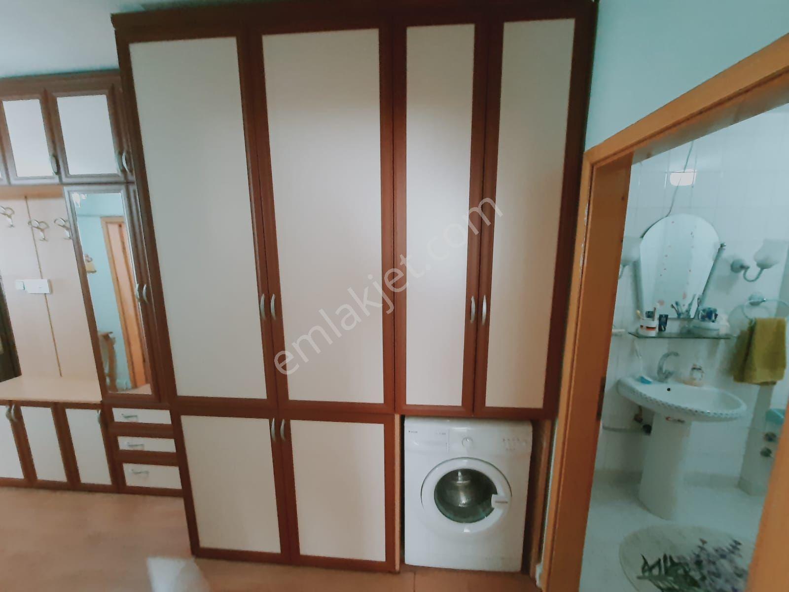 Demiröz'den Merkez'de Eşyalıarakat 3+1 Kiralık Daire !! - Görsel 15