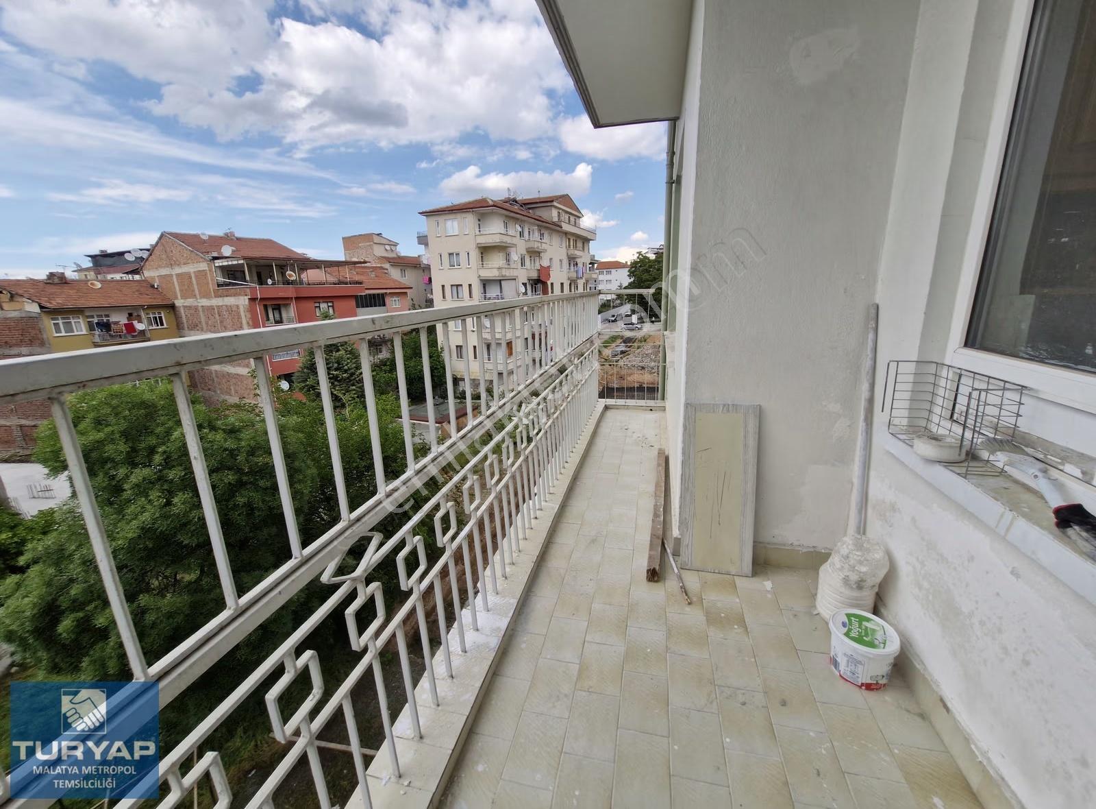 Turyap Metropol'den Hasan Varol Mahallesinde 2+1 Kiralık Daire - Görsel 9