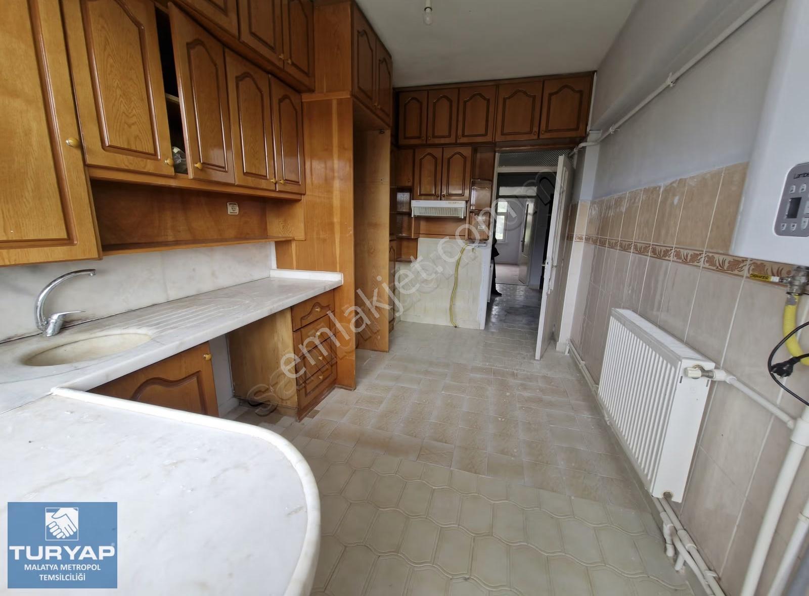 Turyap Metropol'den Hasan Varol Mahallesinde 2+1 Kiralık Daire - Görsel 17