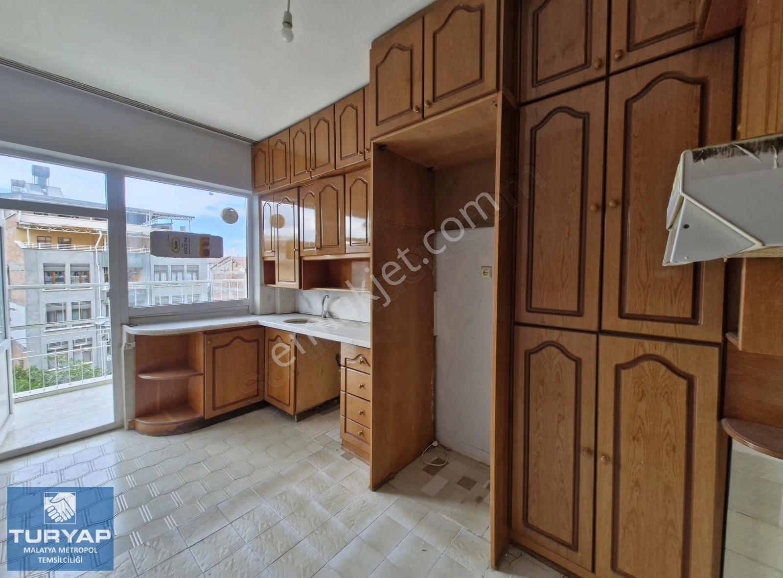 Turyap Metropol'den Hasan Varol Mahallesinde 2+1 Kiralık Daire - Görsel 12
