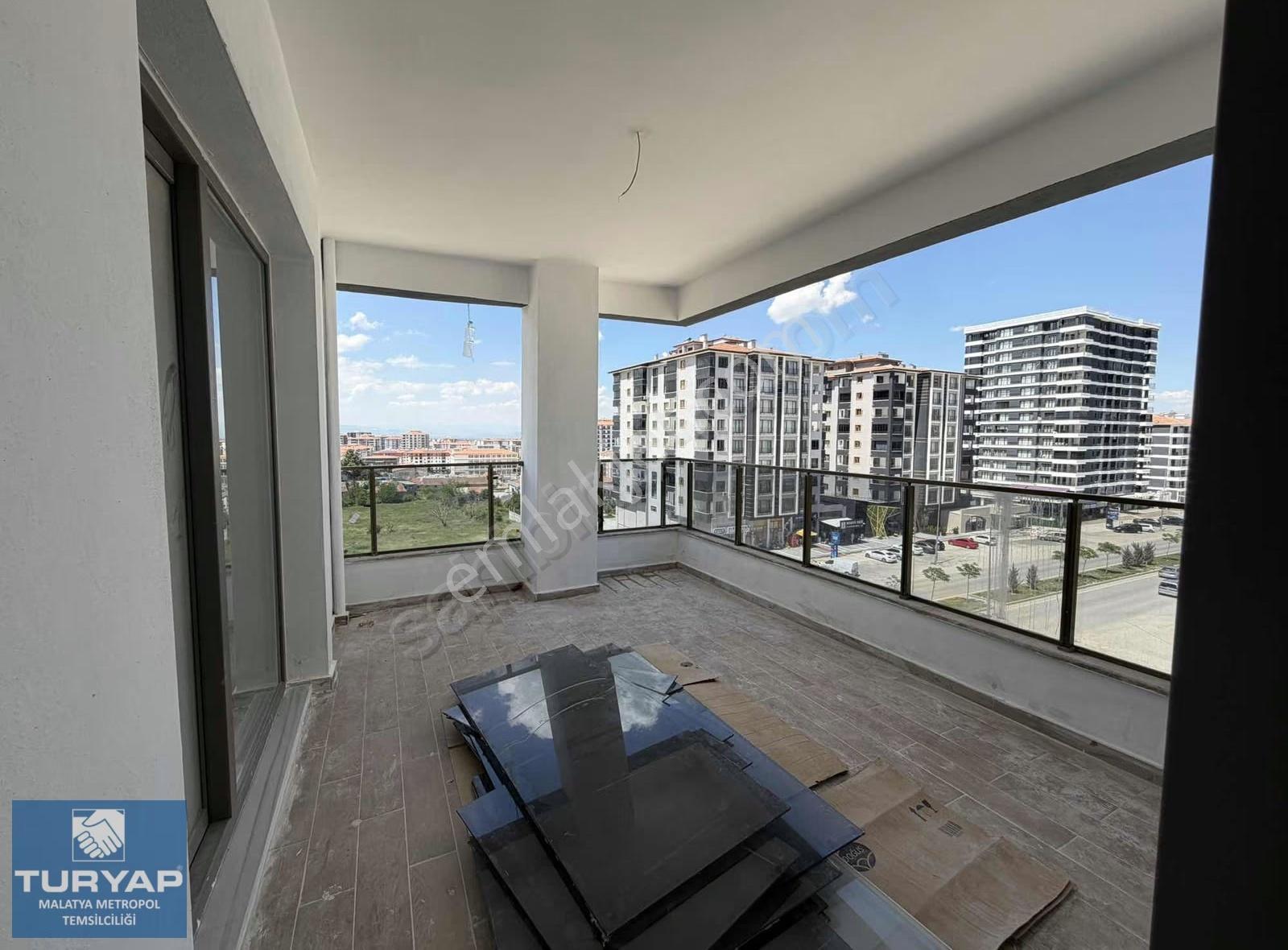 Turyap Metropol'den 35'lik Yolda Yeni Yapı Kiralık 3+1 Daire - Görsel 5