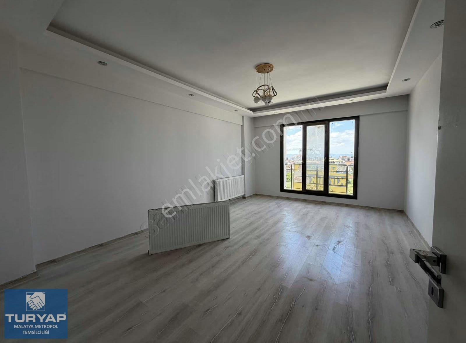 Turyap Metropol'den 35'lik Yolda Yeni Yapı Kiralık 3+1 Daire - Görsel 11