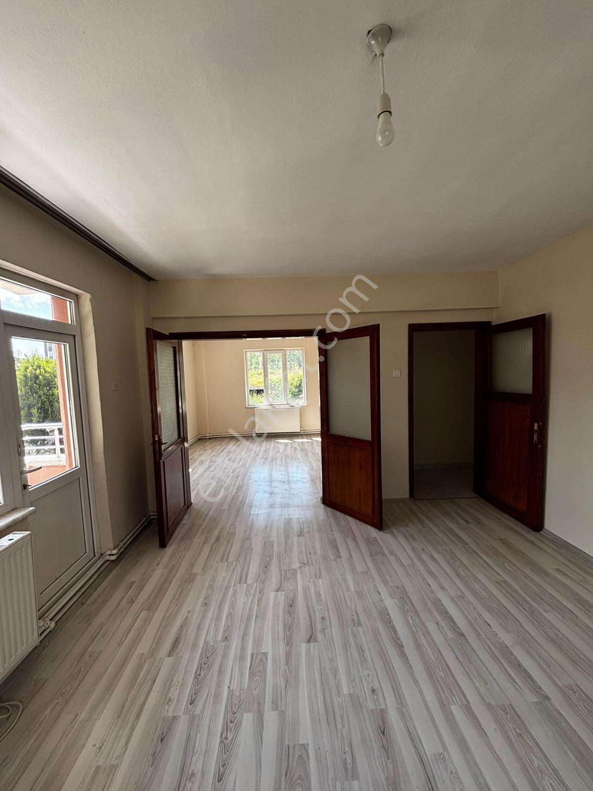 Türkbeyli Camisi Karşısında Yenilenmiş Kiralık 3+1 Geniş Daire - Görsel 31