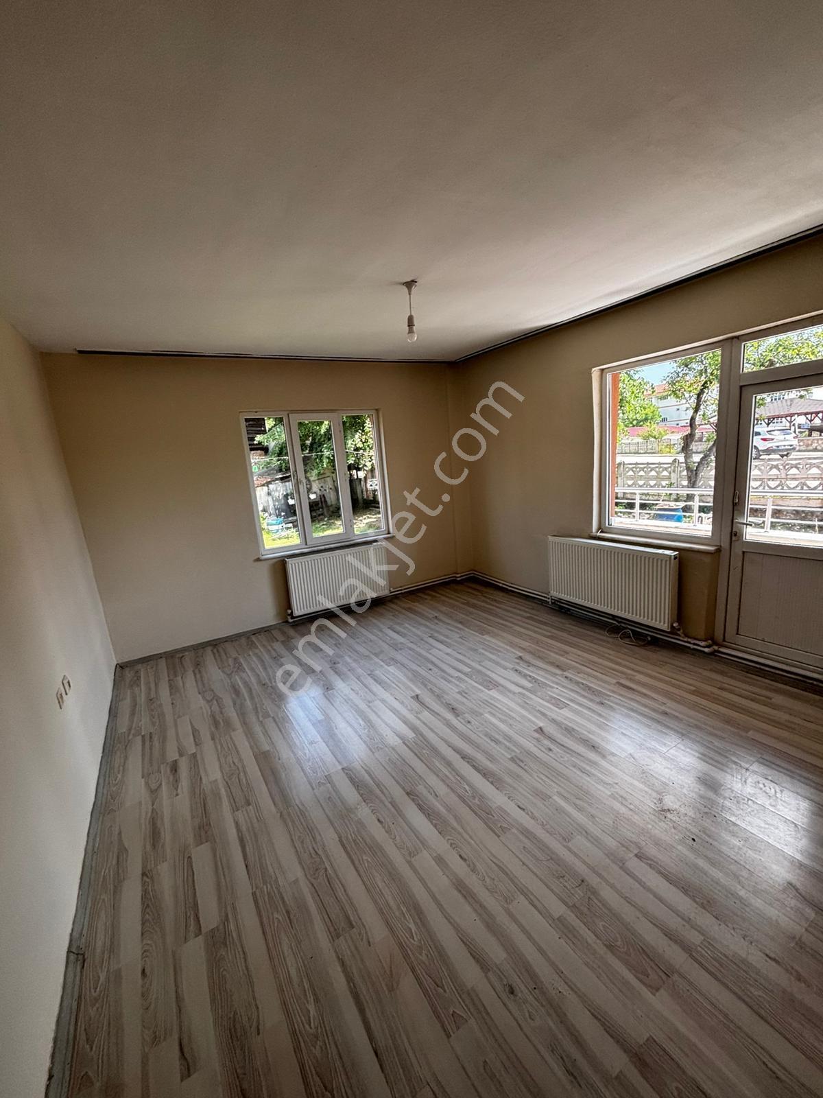 Türkbeyli Camisi Karşısında Yenilenmiş Kiralık 3+1 Geniş Daire - Görsel 13