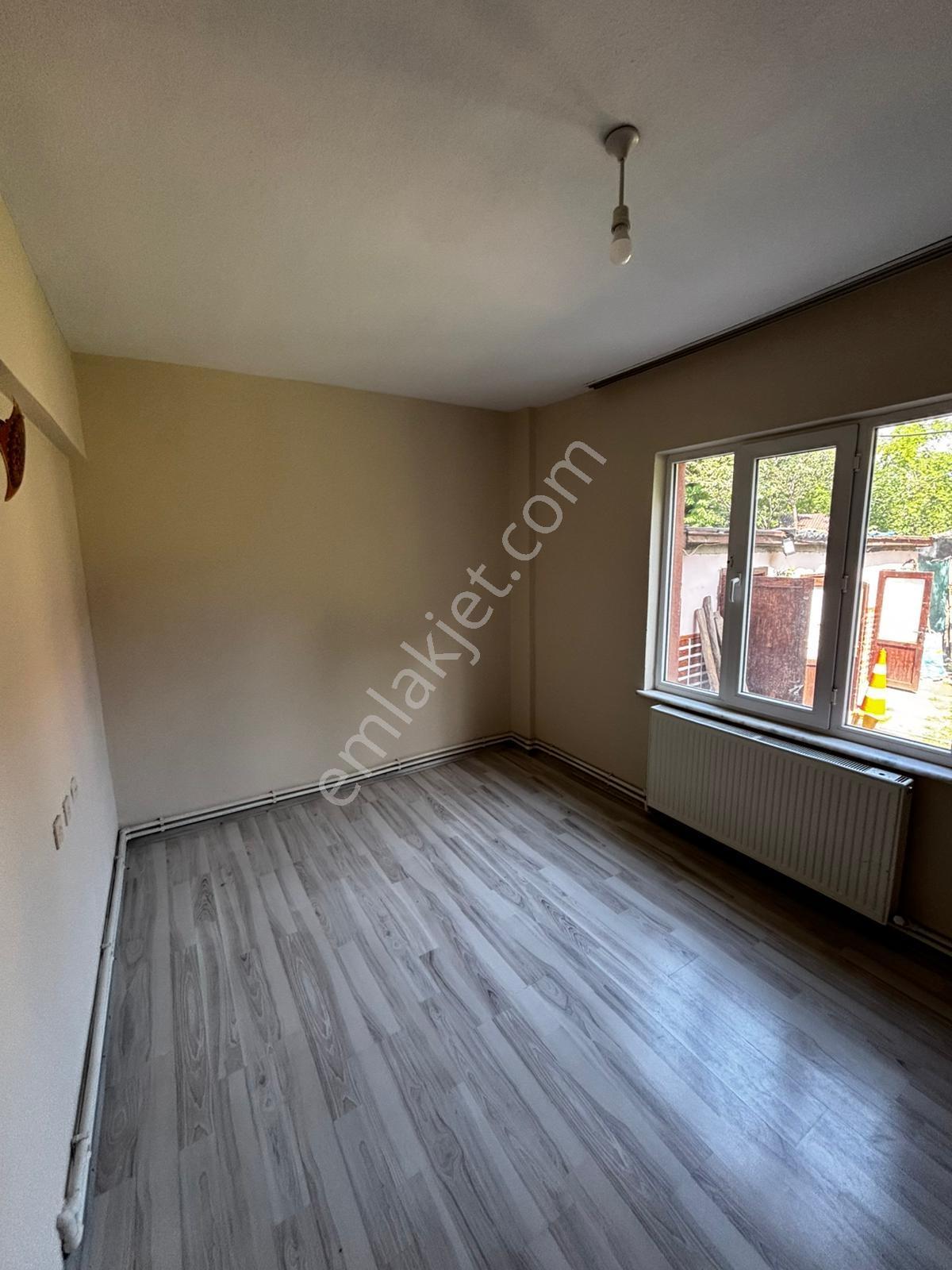Türkbeyli Camisi Karşısında Yenilenmiş Kiralık 3+1 Geniş Daire - Görsel 33