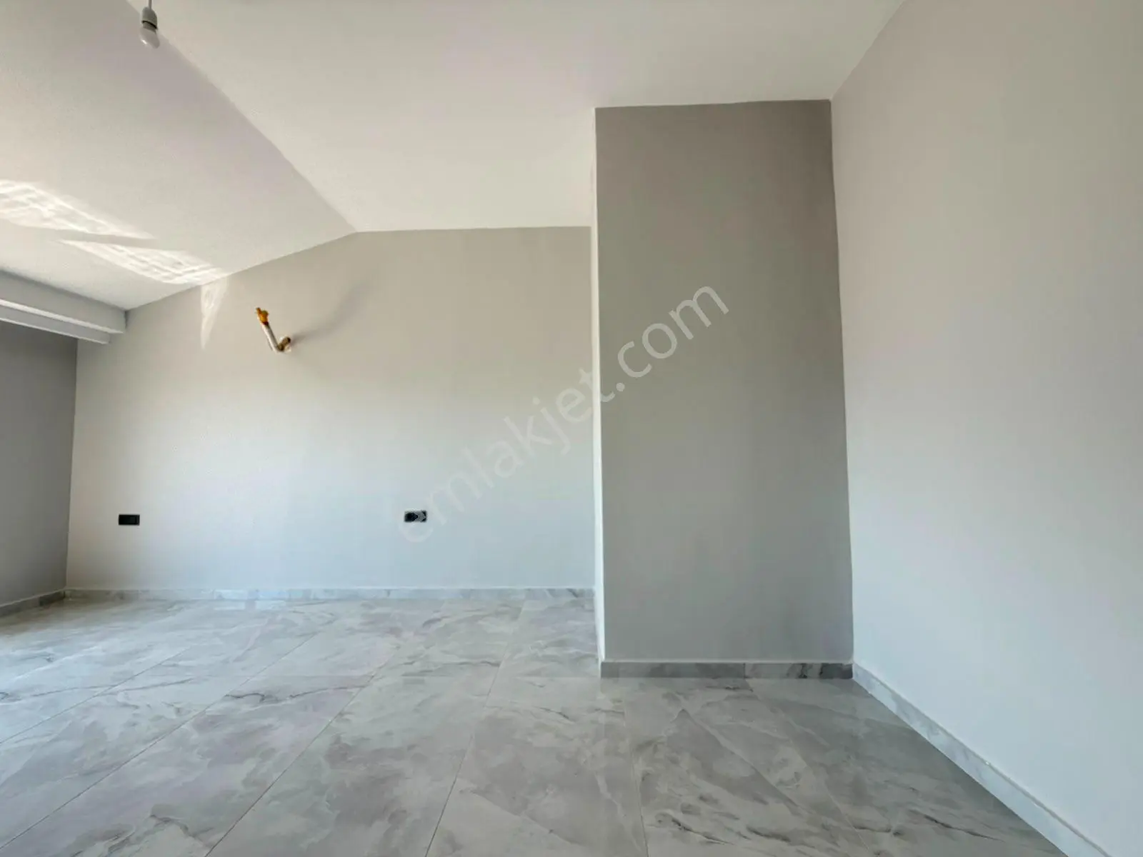 Oba Moye Sitesi'nde Kiralık 3+1 Lüks Daire - Görsel 3