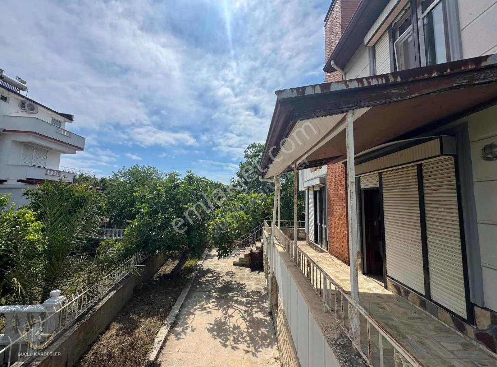 Güçlü Kardeşler Denize 50 Metre 500m2 Arsa İçinde 6+1 Villa - Görsel 11