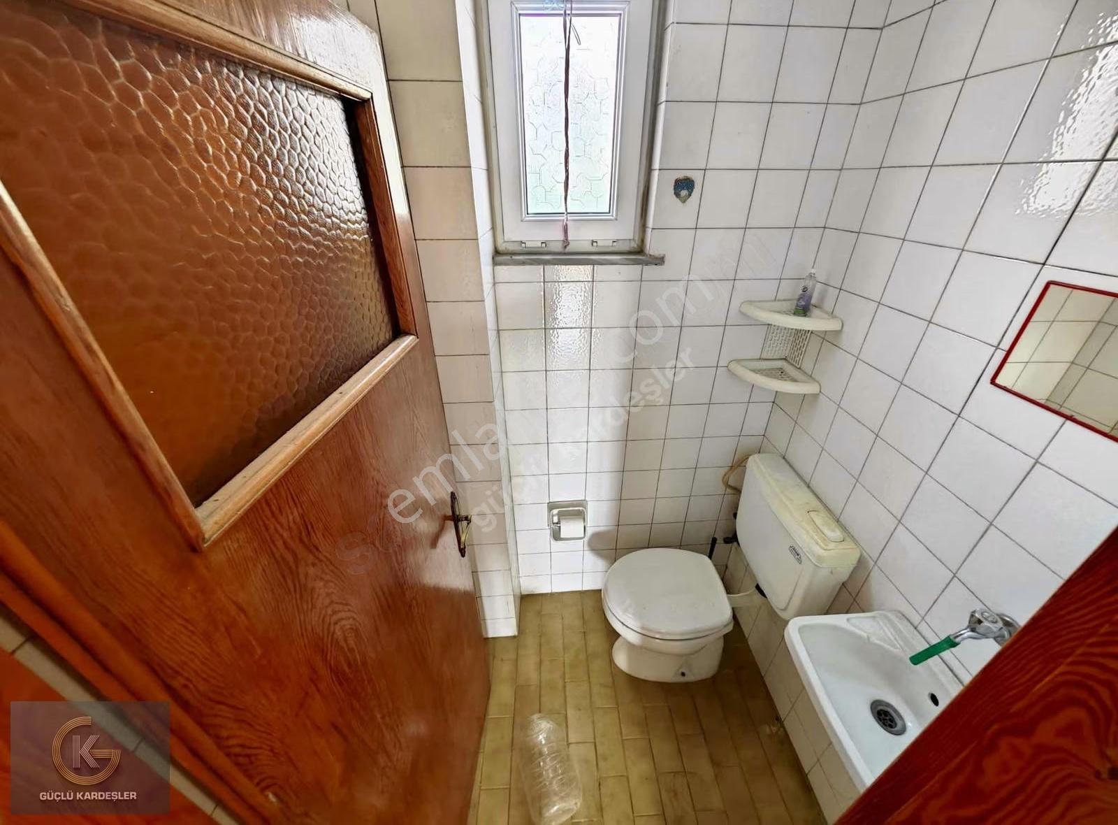 Güçlü Kardeşler Denize 50 Metre 500m2 Arsa İçinde 6+1 Villa - Görsel 10