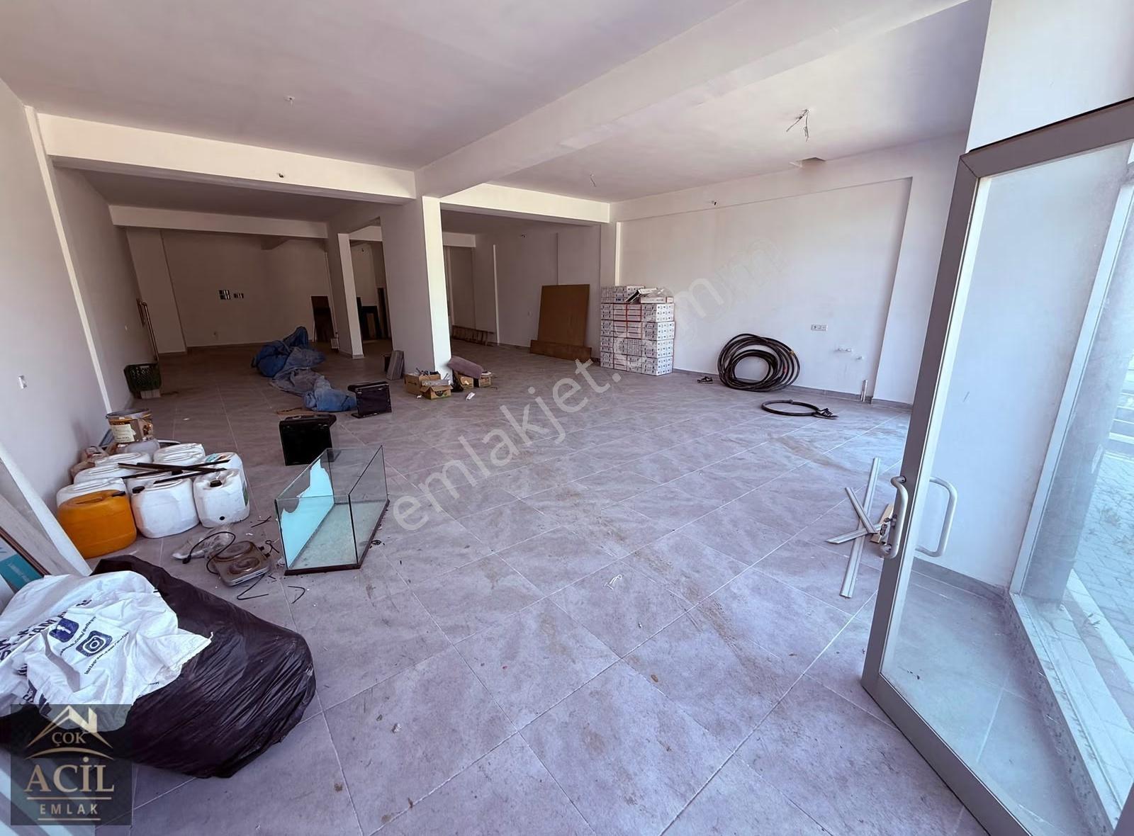 Çok Acil'den Ulubey Mh .cd Üzerinde 180m2 Satılık Dükkan - Görsel 2