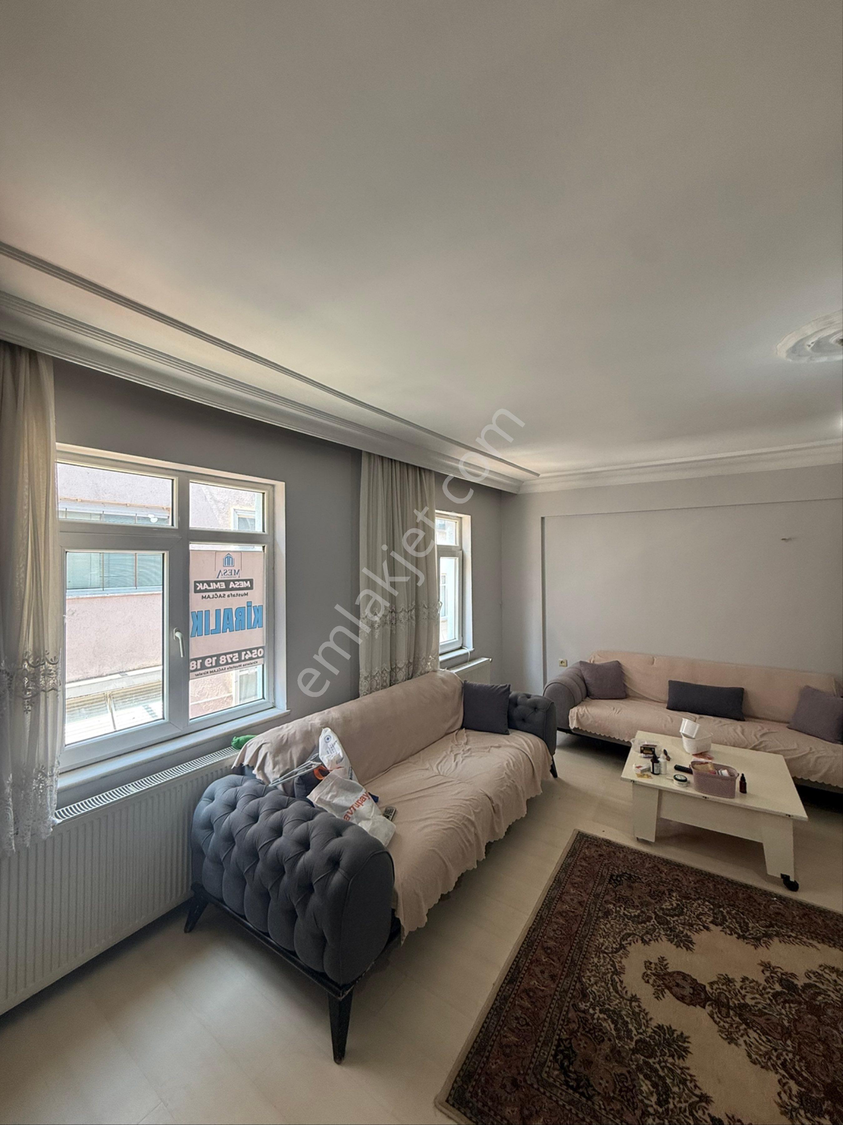 Ulugazi Mahallesinde İci Temiz Esyalı Kiralık Daire - Görsel 8