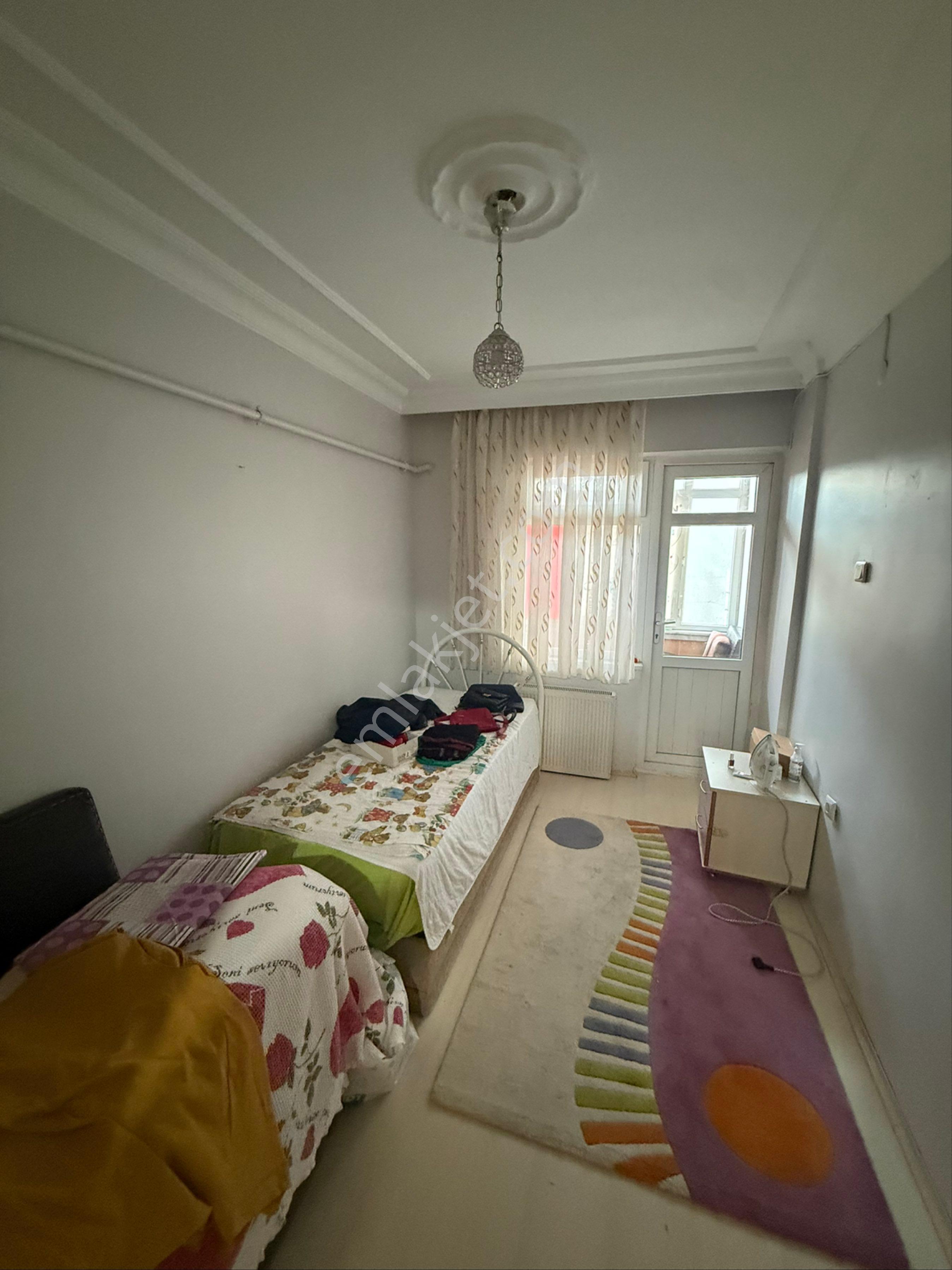 Ulugazi Mahallesinde İci Temiz Esyalı Kiralık Daire - Görsel 19