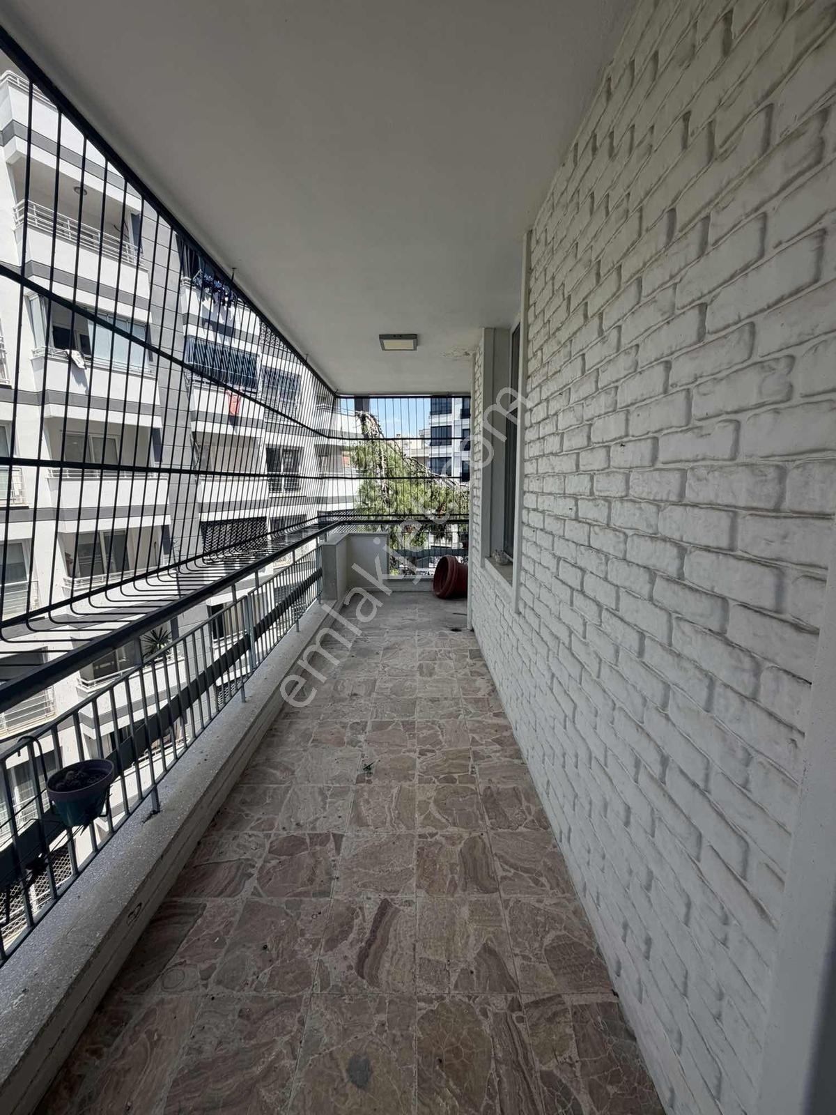 Reşatbeyde Yarbaşı Karakol Arkası Çok Geniş 3+1 K.mutfak Kiralık - Görsel 29