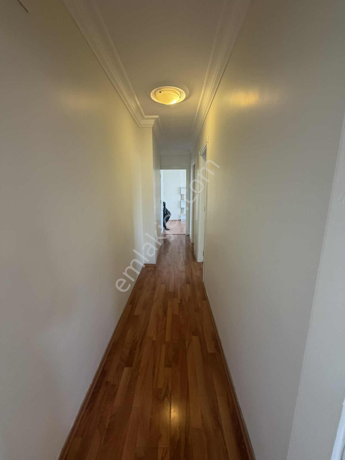 Reşatbeyde Yarbaşı Karakol Arkası Çok Geniş 3+1 K.mutfak Kiralık - Görsel 20