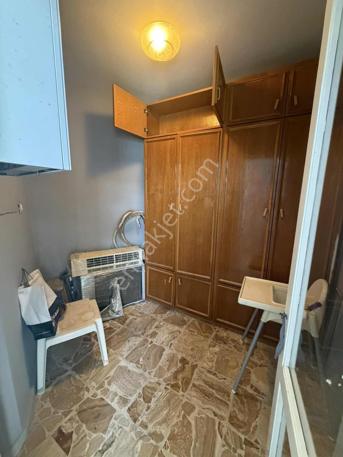Reşatbeyde Yarbaşı Karakol Arkası Çok Geniş 3+1 K.mutfak Kiralık - Görsel 23