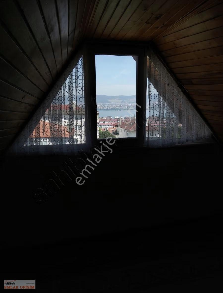 Çok Hoş Eşyalı Deniz Manzaralı 3+1 Daire - Görsel 32