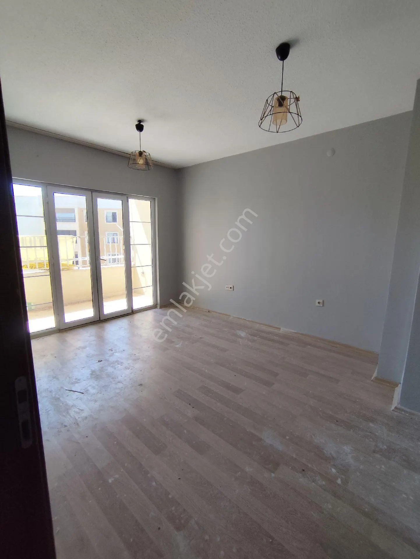 Akziyaret Emlak Tan Kiralık 2+1