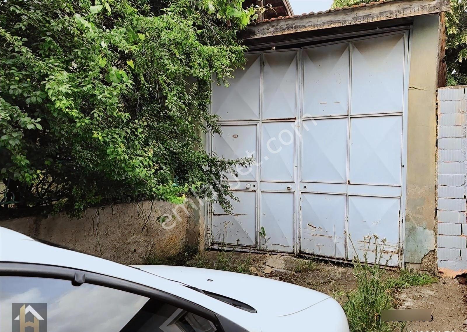 Hatice Kara'dn Y.söğüt Önü Mh.de Üzerinde Ev Bulunan İmarlı Arsa - Görsel 2
