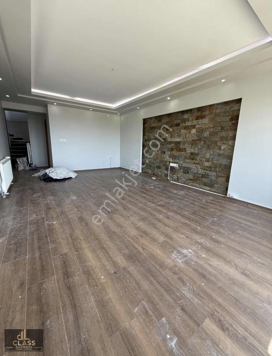 Class'tan Kiralık 4+1 Otoparklı Villa - Görsel 23