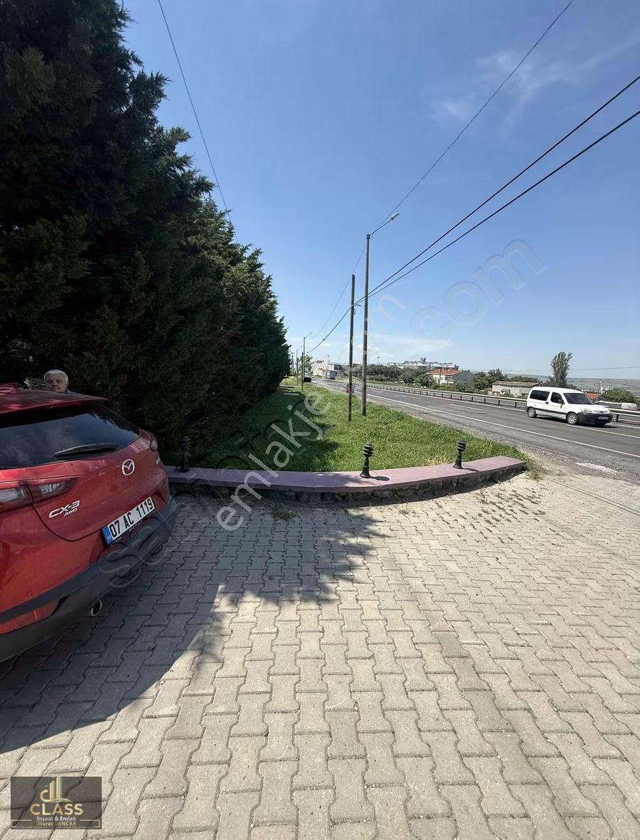 Class'tan Kiralık 4+1 Otoparklı Villa - Görsel 35
