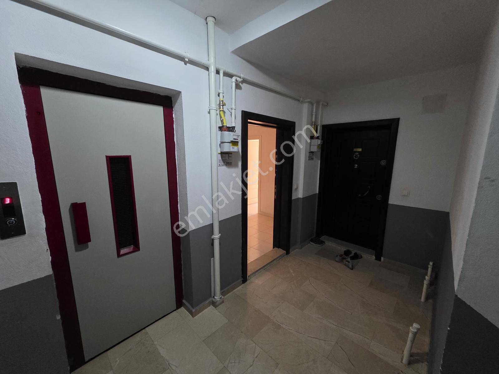 Ermax'dan Pelitli Merkezi Konumda Kiralık 2+1 Daire - Görsel 19