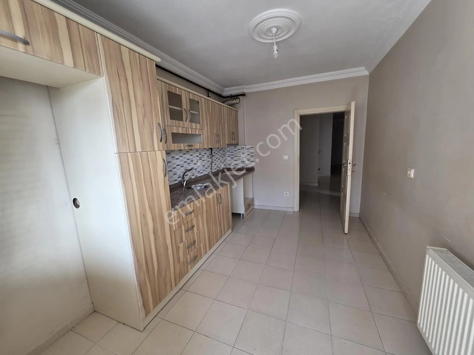 Ermax'dan Pelitli Merkezi Konumda Kiralık 2+1 Daire - Görsel 3