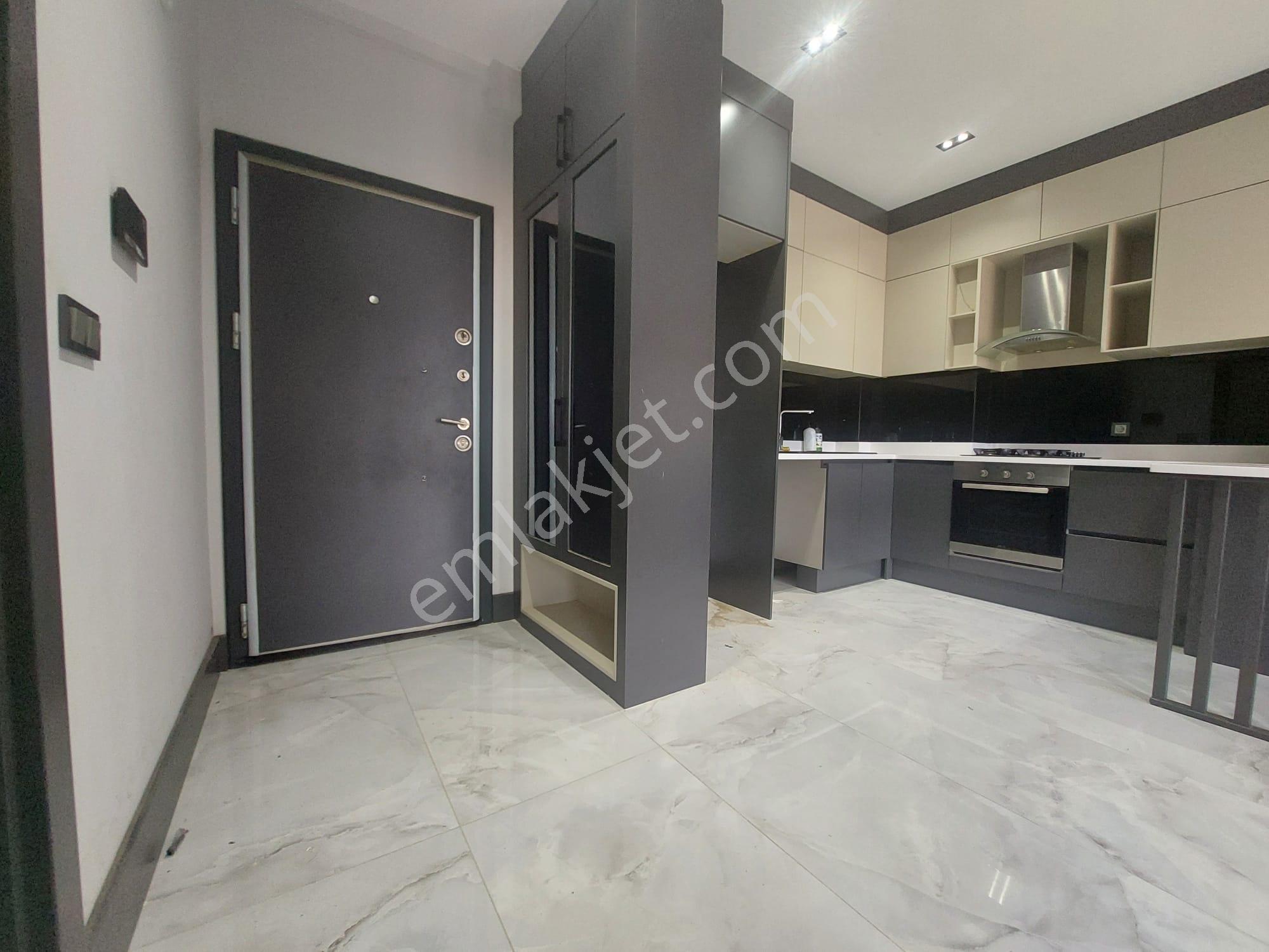 Aksu Altıntaş 30luk Yol Üzerinde Havuzlu Lüks 1+1 Kiralık Daire - Görsel 24