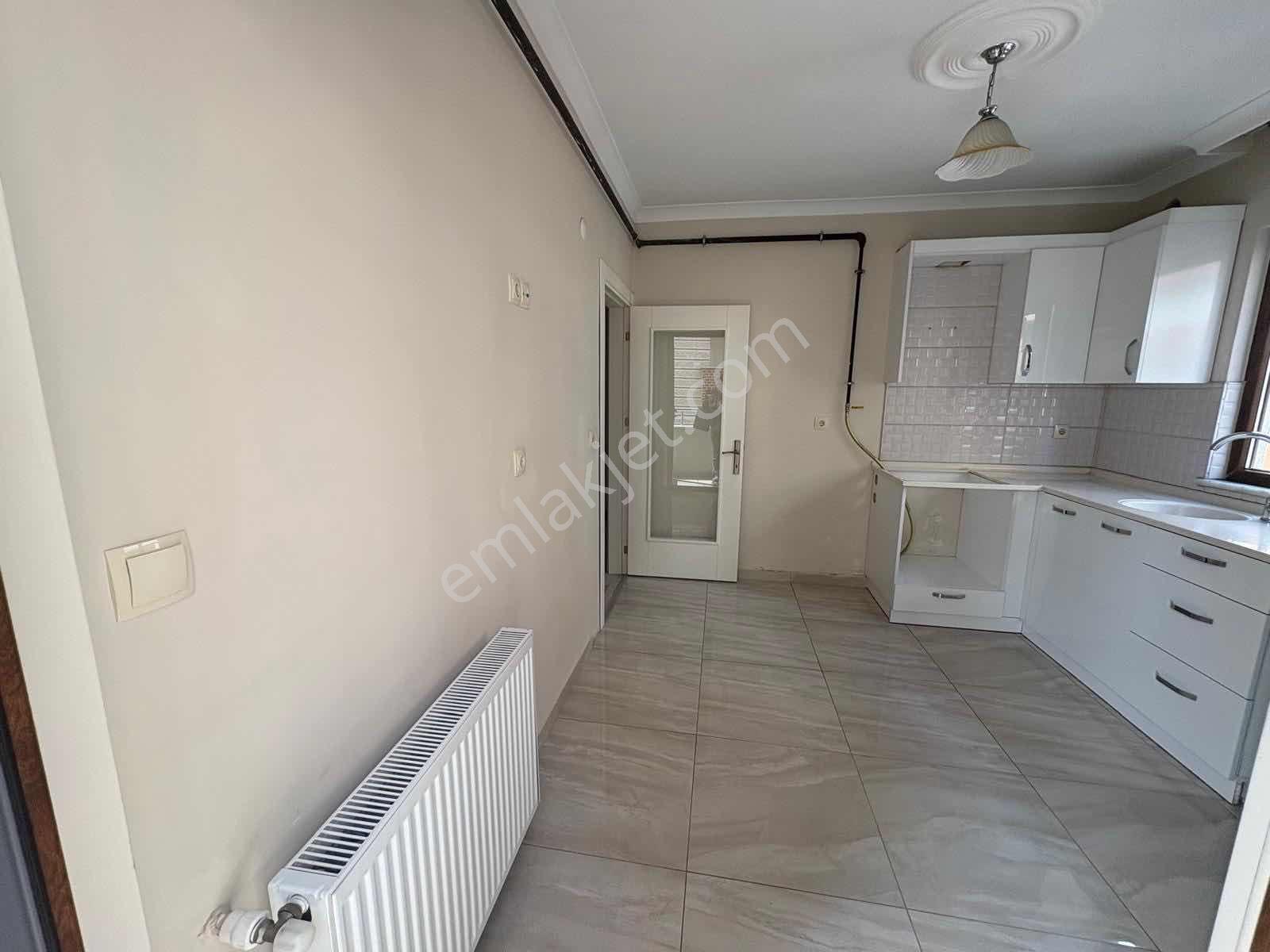 Söğütlü'de Kiralık 3+1 Dubleks Daire - Görsel 29
