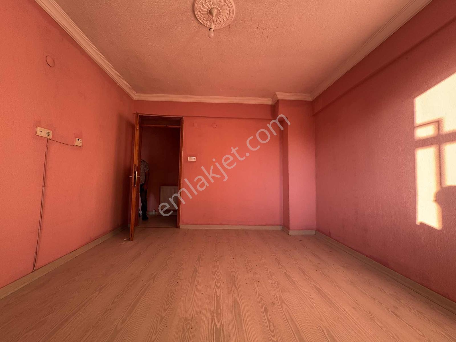 Akın Emlaktan Buca Göksu Mah.kiralık 3+1 125m2. D.gazlı Daire - Görsel 13