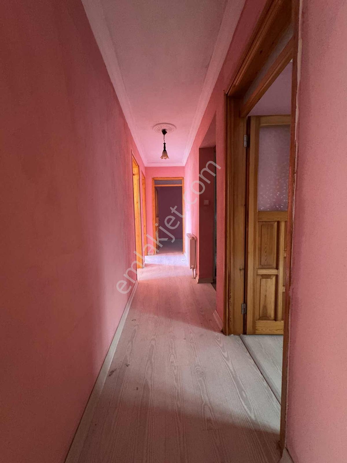 Akın Emlaktan Buca Göksu Mah.kiralık 3+1 125m2. D.gazlı Daire - Görsel 15