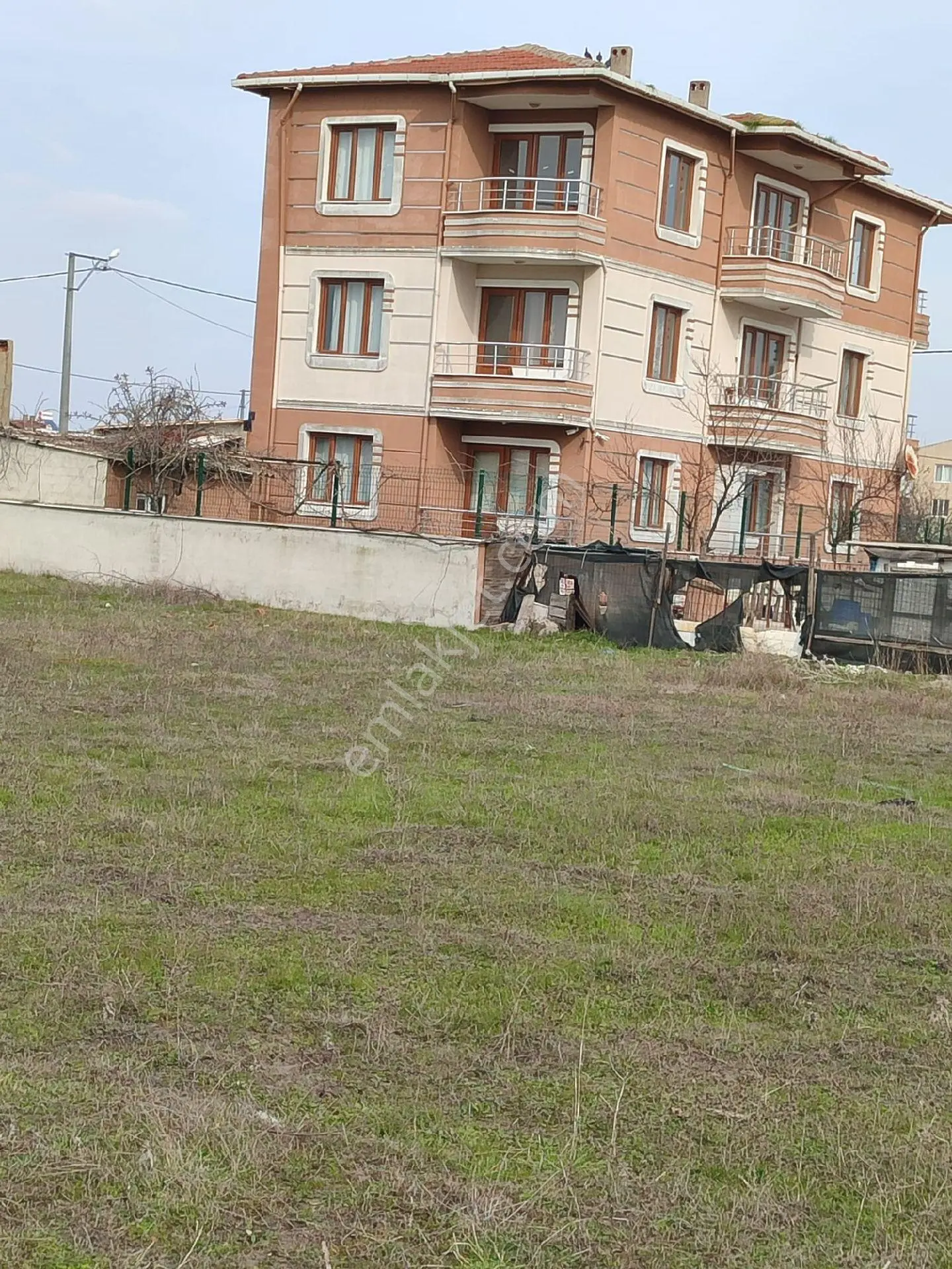Zeynep Gayrimenkulden Plevne Mah Satılık Arsa 281m2