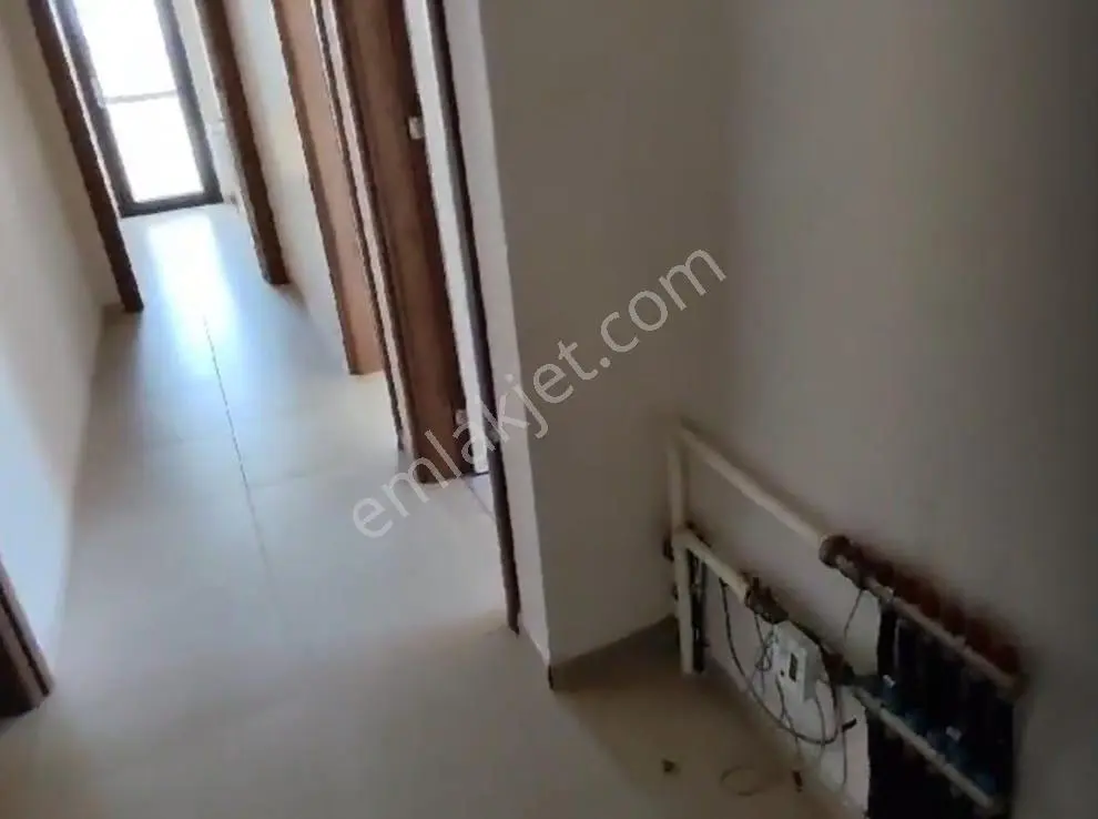 Vadiparkta Gençağa Sitesinde 2+1 Lüx Arakat Daire Kapalı Otopark - Görsel 5