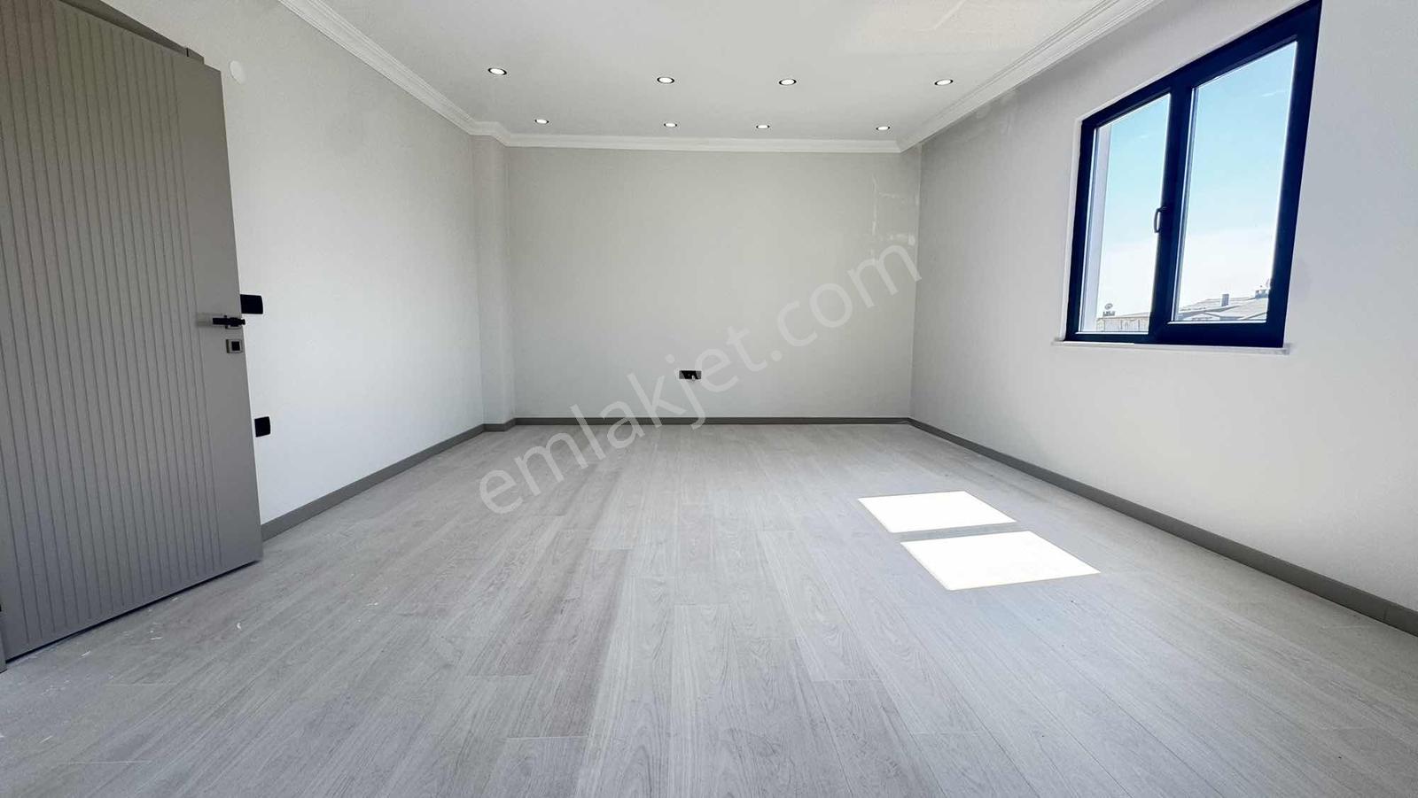 Hastane Nın Yanın Da 4+1 240m2 Asansörlü Lüks Dubleks - Görsel 23