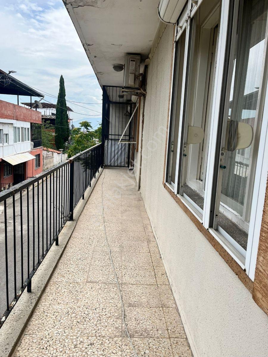 İzmir Karşıyaka Şemikler Mh. Satılık Komple Bina - Görsel 4