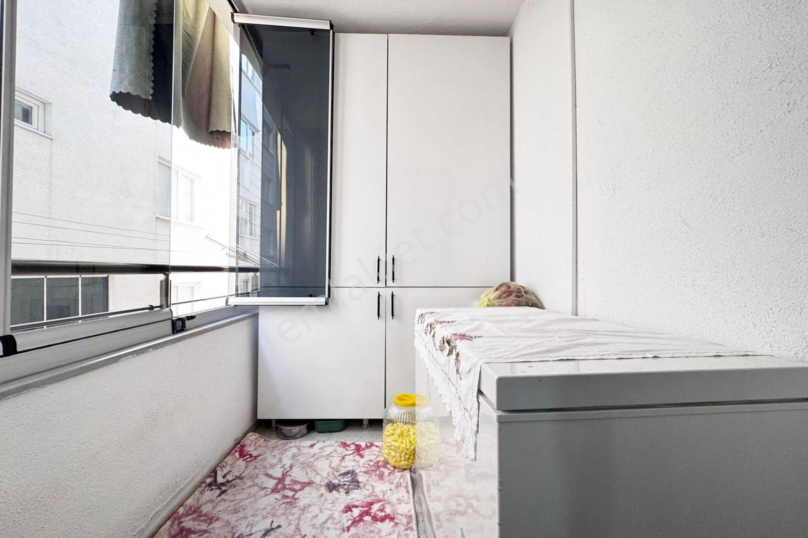 Metrobüse Yakın Masrafsız 2+1 Balkonlu Arakat Daire - Görsel 15