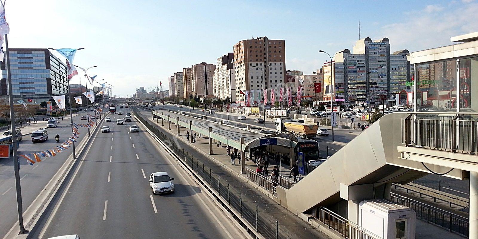 Metrobüse Yakın Masrafsız 2+1 Balkonlu Arakat Daire - Görsel 16