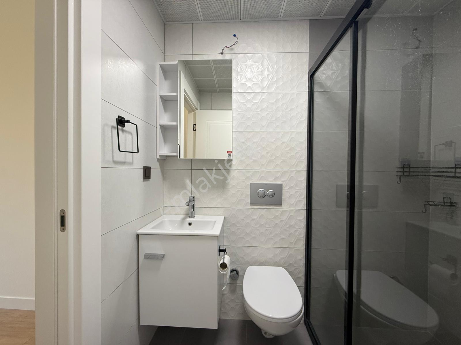 Güvenlikli Site İçerisinde Ebeveyn Banyolu Full Yapılı 2+1 Daire - Görsel 18