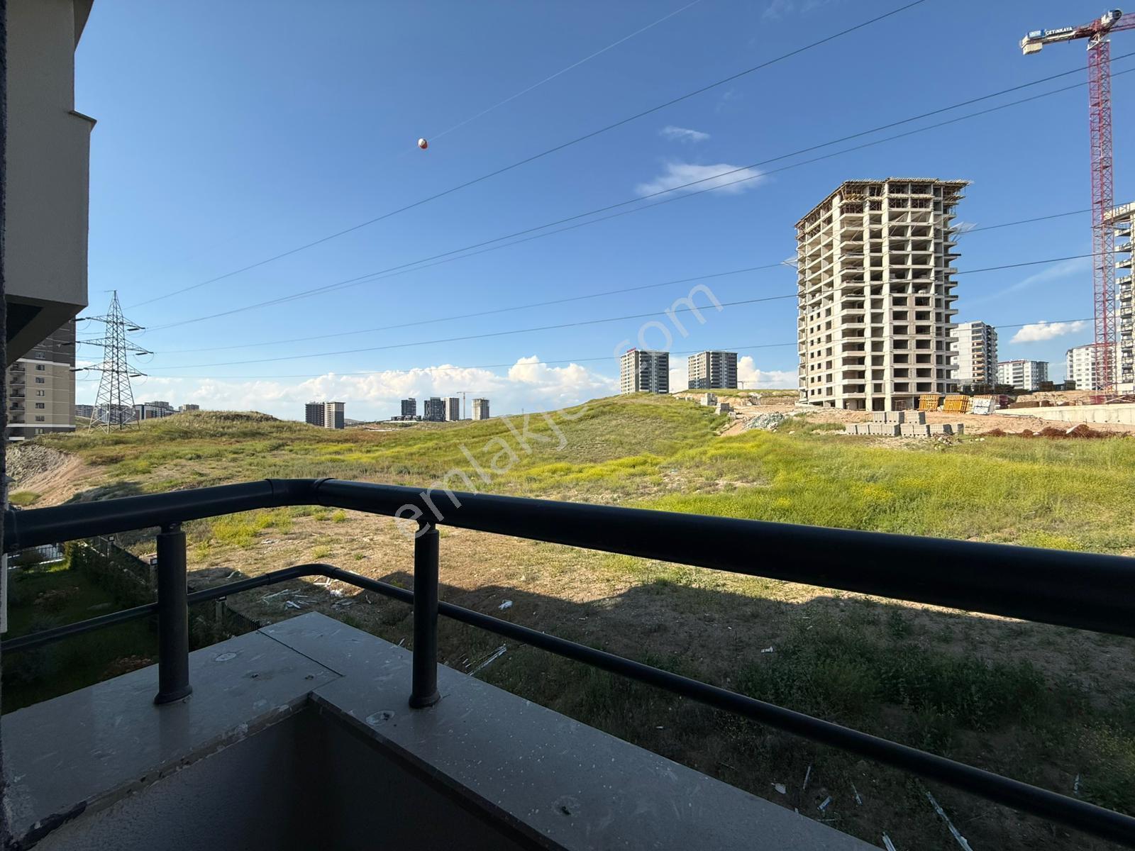 Güvenlikli Site İçerisinde Ebeveyn Banyolu Full Yapılı 2+1 Daire - Görsel 25