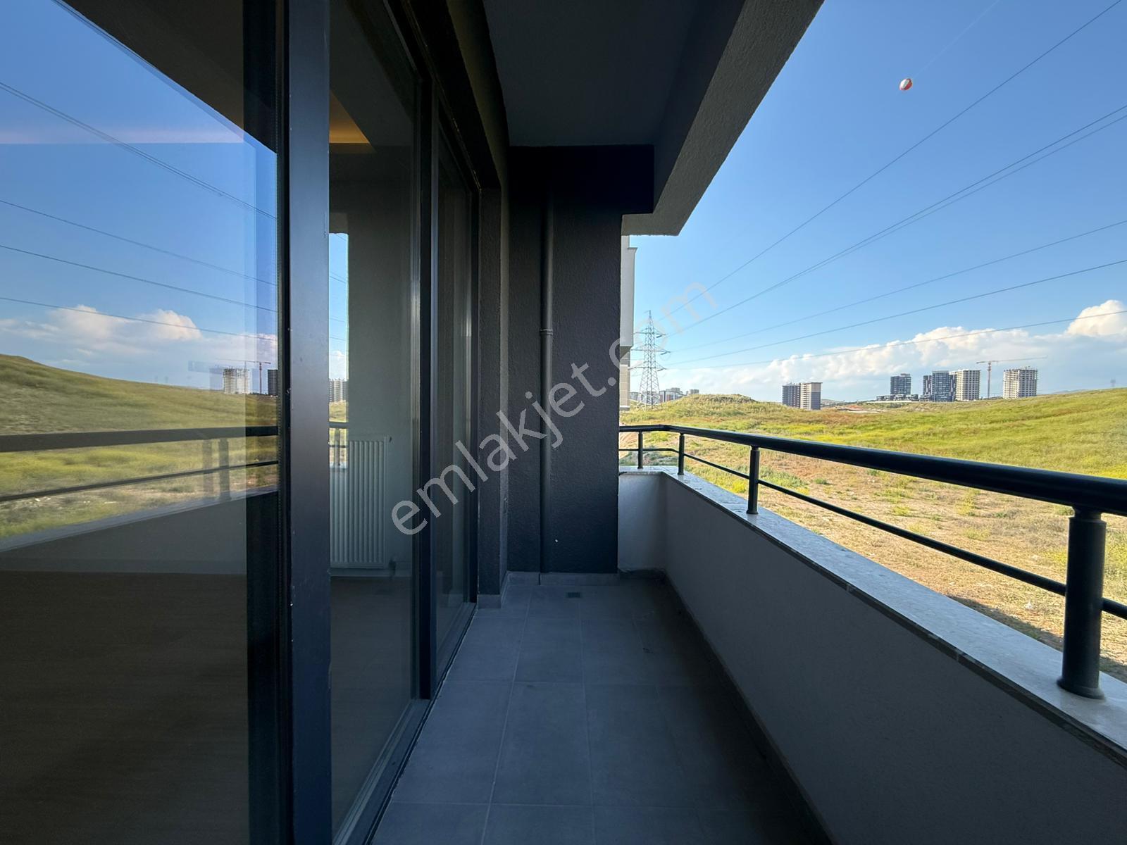 Güvenlikli Site İçerisinde Ebeveyn Banyolu Full Yapılı 2+1 Daire - Görsel 21