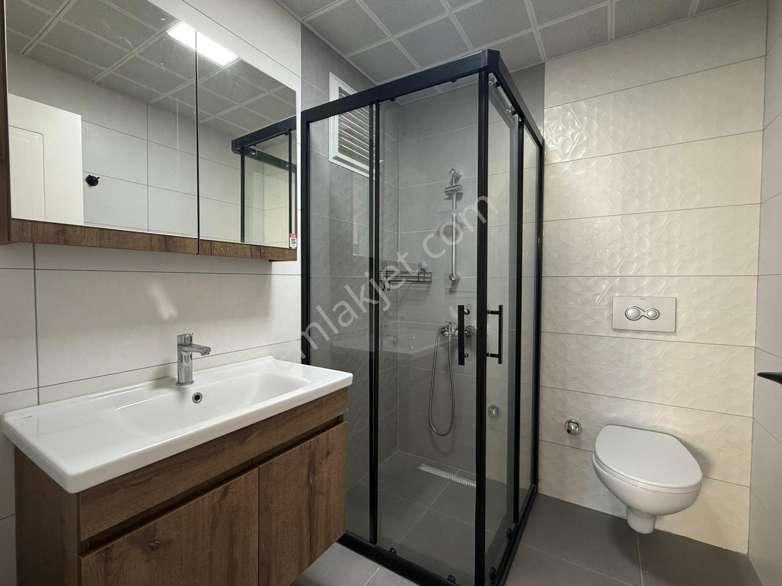 Güvenlikli Site İçerisinde Ebeveyn Banyolu Full Yapılı 2+1 Daire - Görsel 17