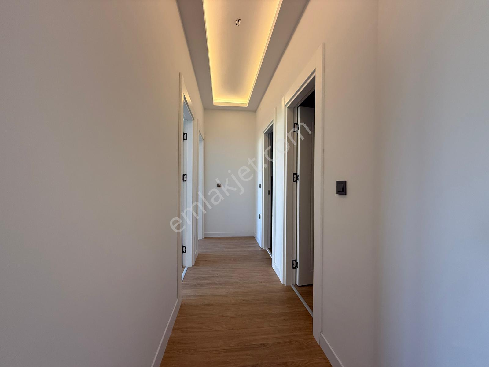Güvenlikli Site İçerisinde Ebeveyn Banyolu Full Yapılı 2+1 Daire - Görsel 16