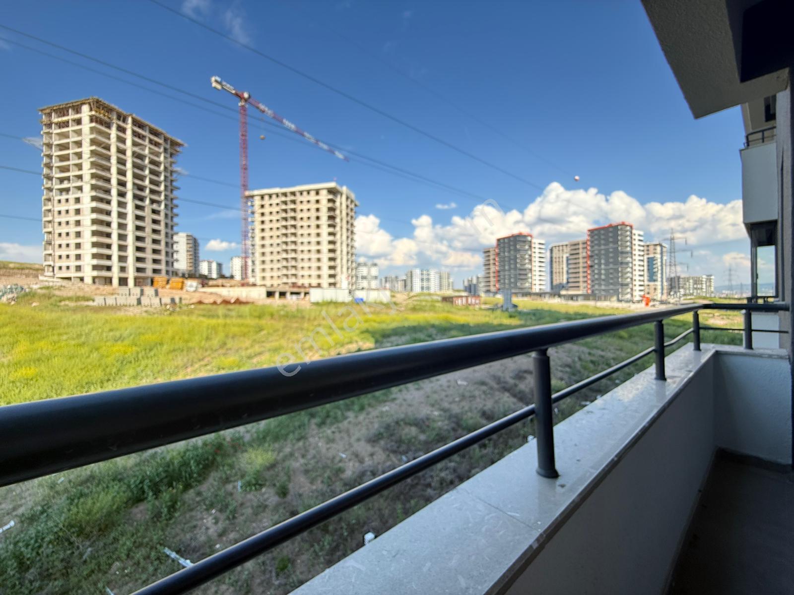 Güvenlikli Site İçerisinde Ebeveyn Banyolu Full Yapılı 2+1 Daire - Görsel 24